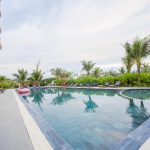 The May hotel 3D2N – primary place on Ngoc island